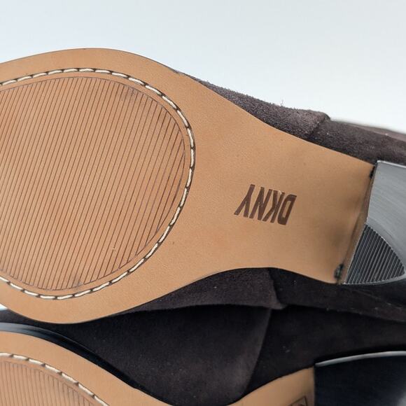 DKNY Padded Cerise Pointed Toe Block Heel Booties Women's Size US5M EU35 - Picture 10 of 11